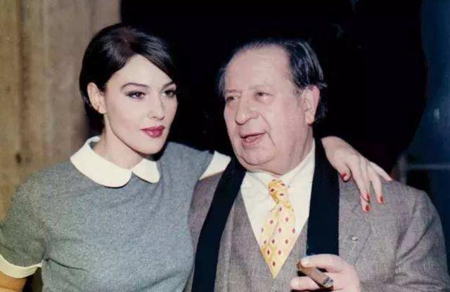 東雲色的周末 视频截图