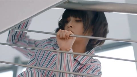 偷窺的世界 视频截图