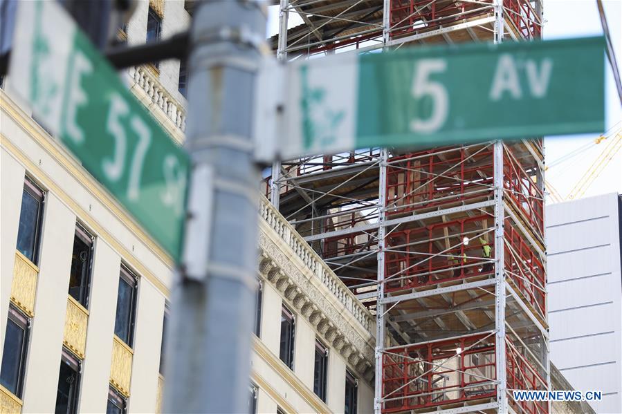 與海怪同行 视频截图