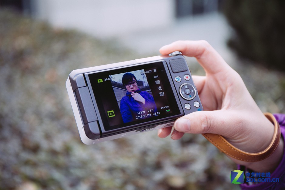 三傻鬧地球 视频截图