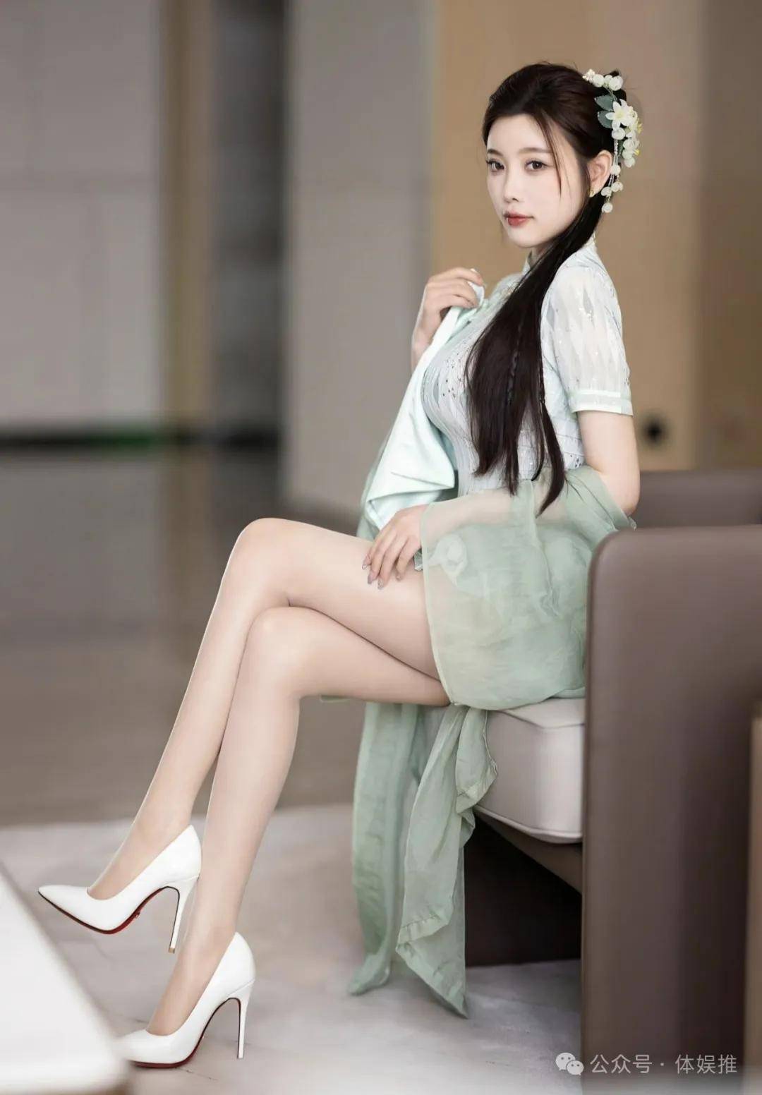 凶兆前傳 视频截图