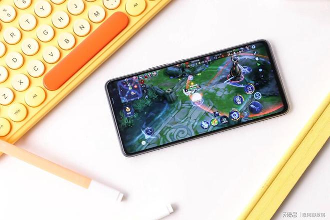 醜人兒 视频截图