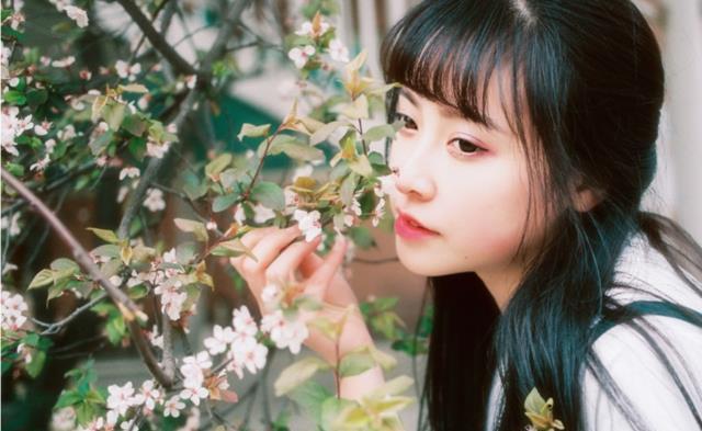 東雲色的周末 视频截图