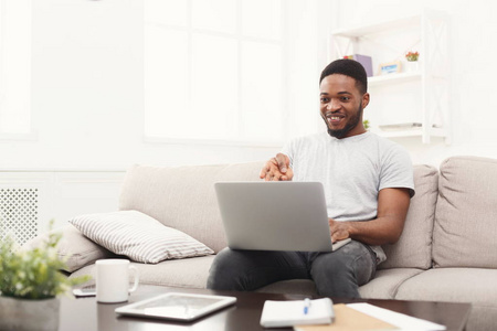 不能說的夏天 视频截图