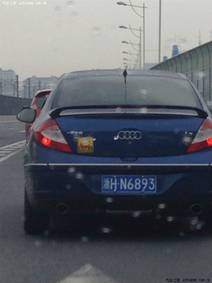 冷室裏有很多走廊 产品图片